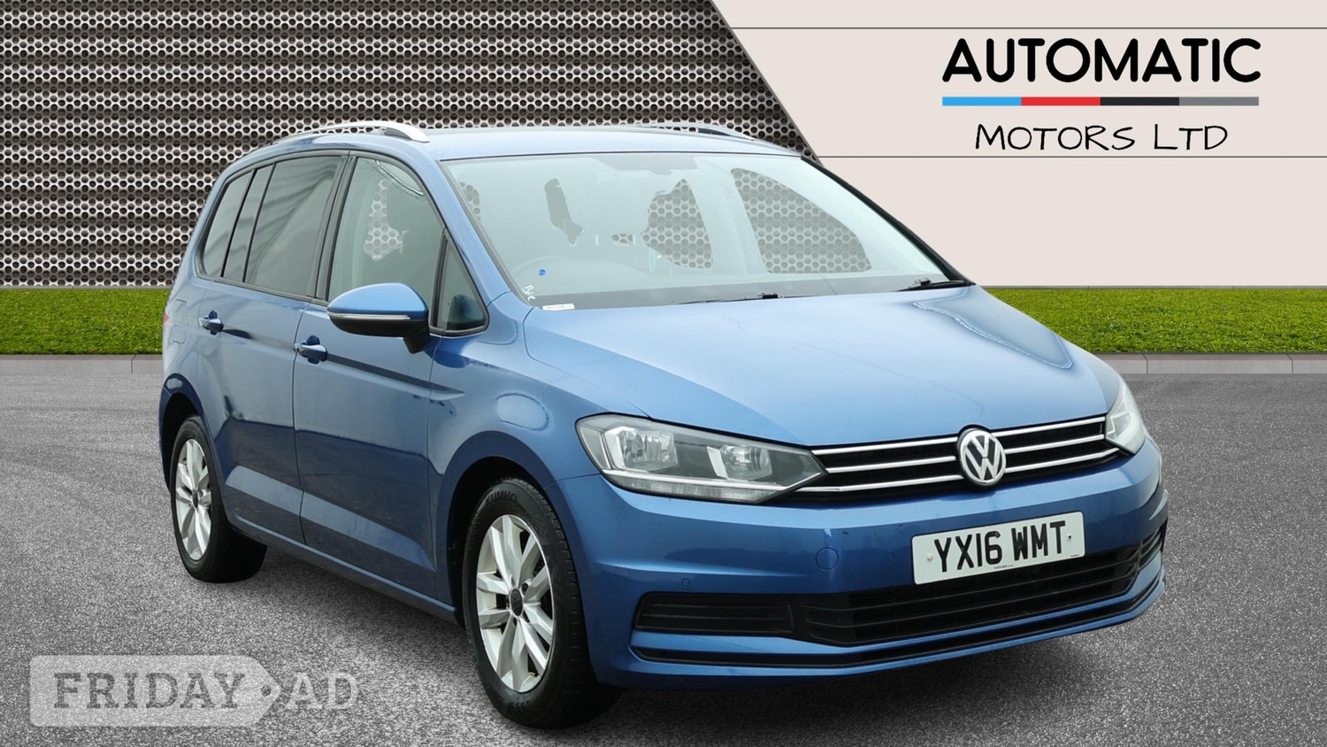 Volkswagen Touran 2016 in Hillingdon