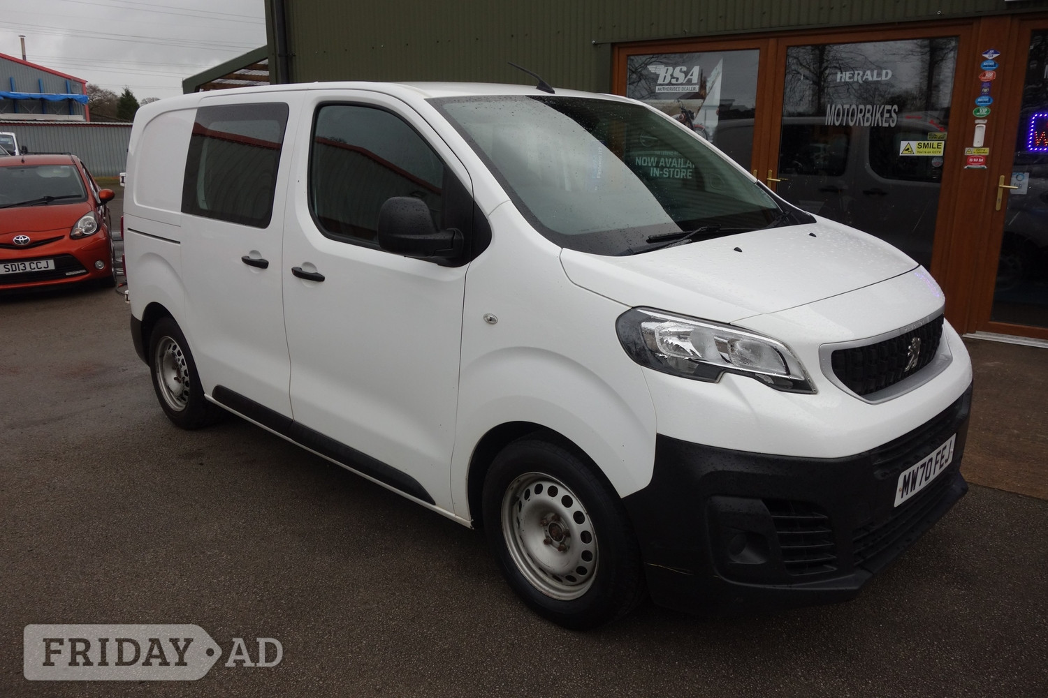 Peugeot Expert 2021 in Rugeley