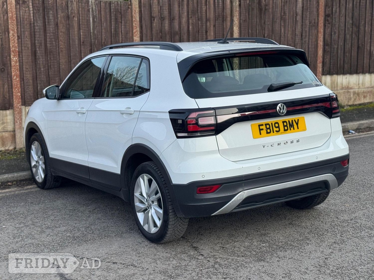 Volkswagen T-Cross 2019 - Cars