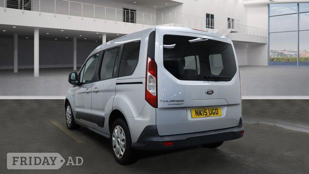 [ berth ]Ford Tourneo Connect
