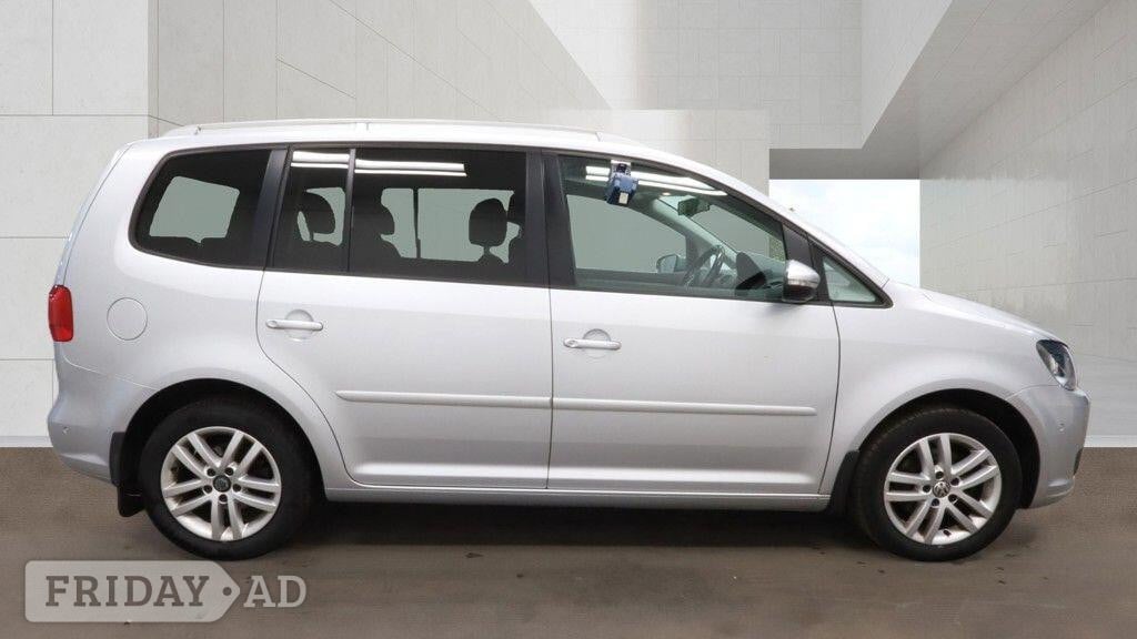 Volkswagen Touran 2015 - Cars