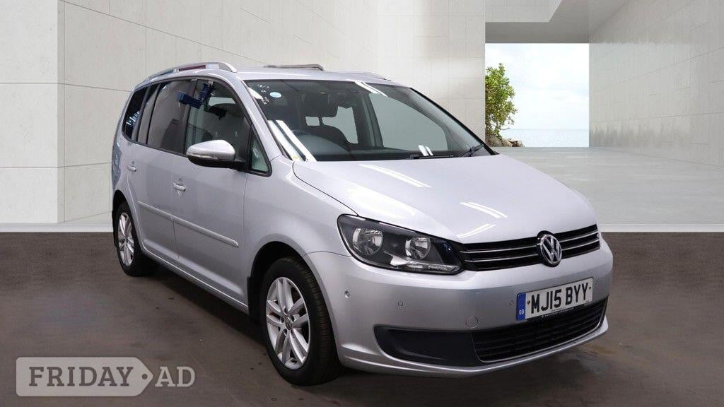 Volkswagen Touran 2015 in Winchester