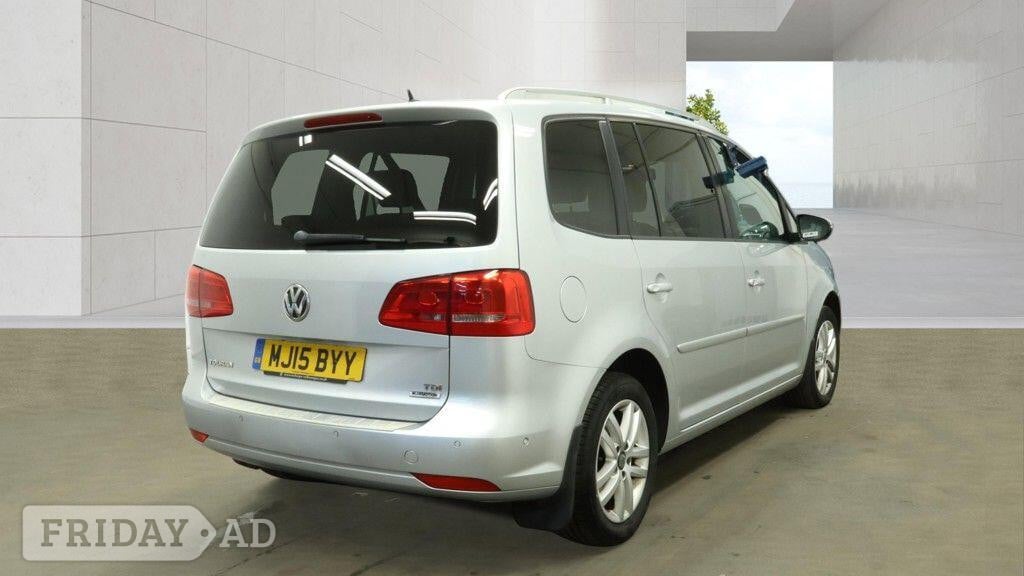 Volkswagen Touran 2015 - Cars in Winchester