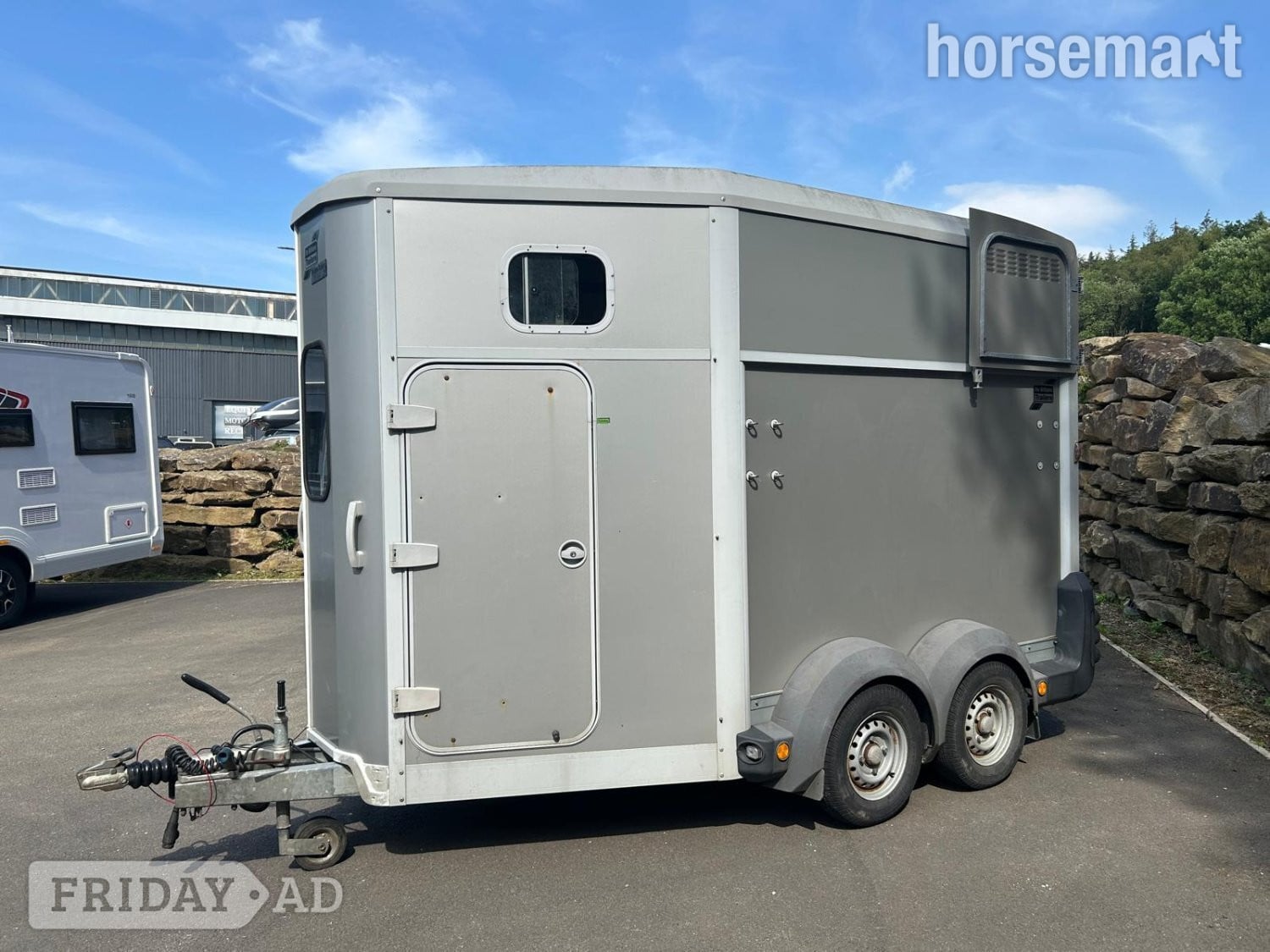 Ifor Williams HB511  Horse Trailer - Trailers & Horseboxes