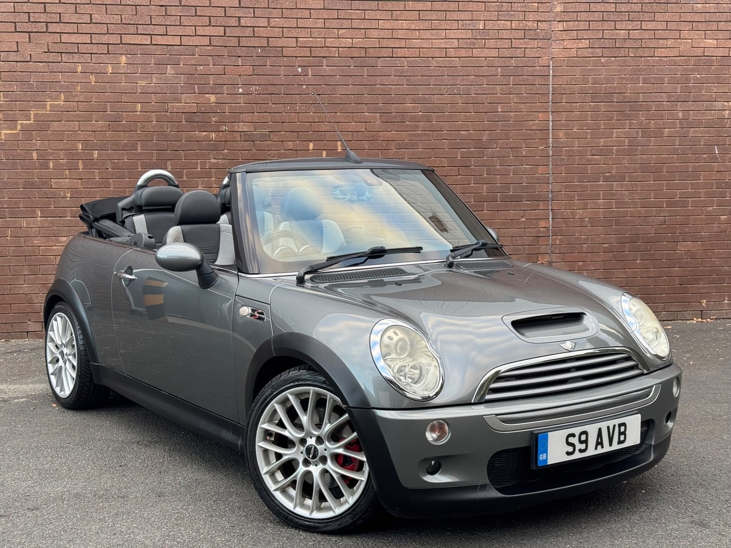 [ berth ]Mini Convertible