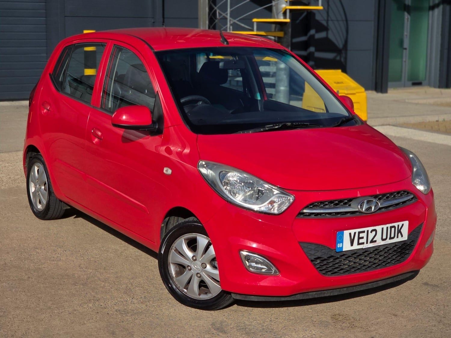 Hyundai i10 2012 - Cars