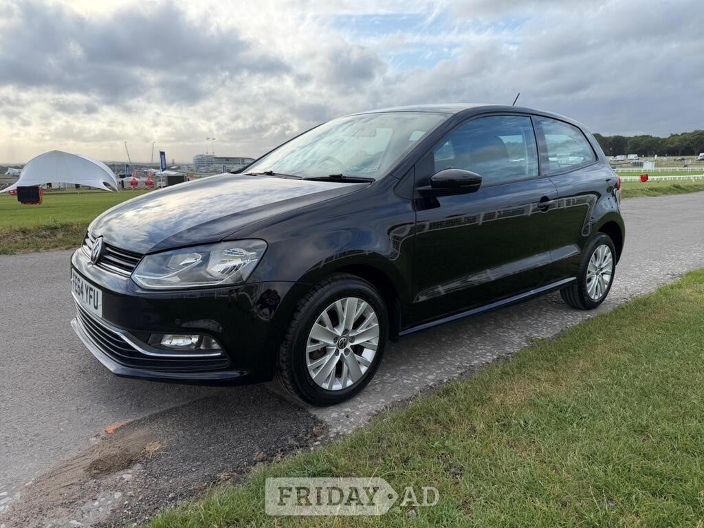 Volkswagen Polo 2014 - Cars in Epsom