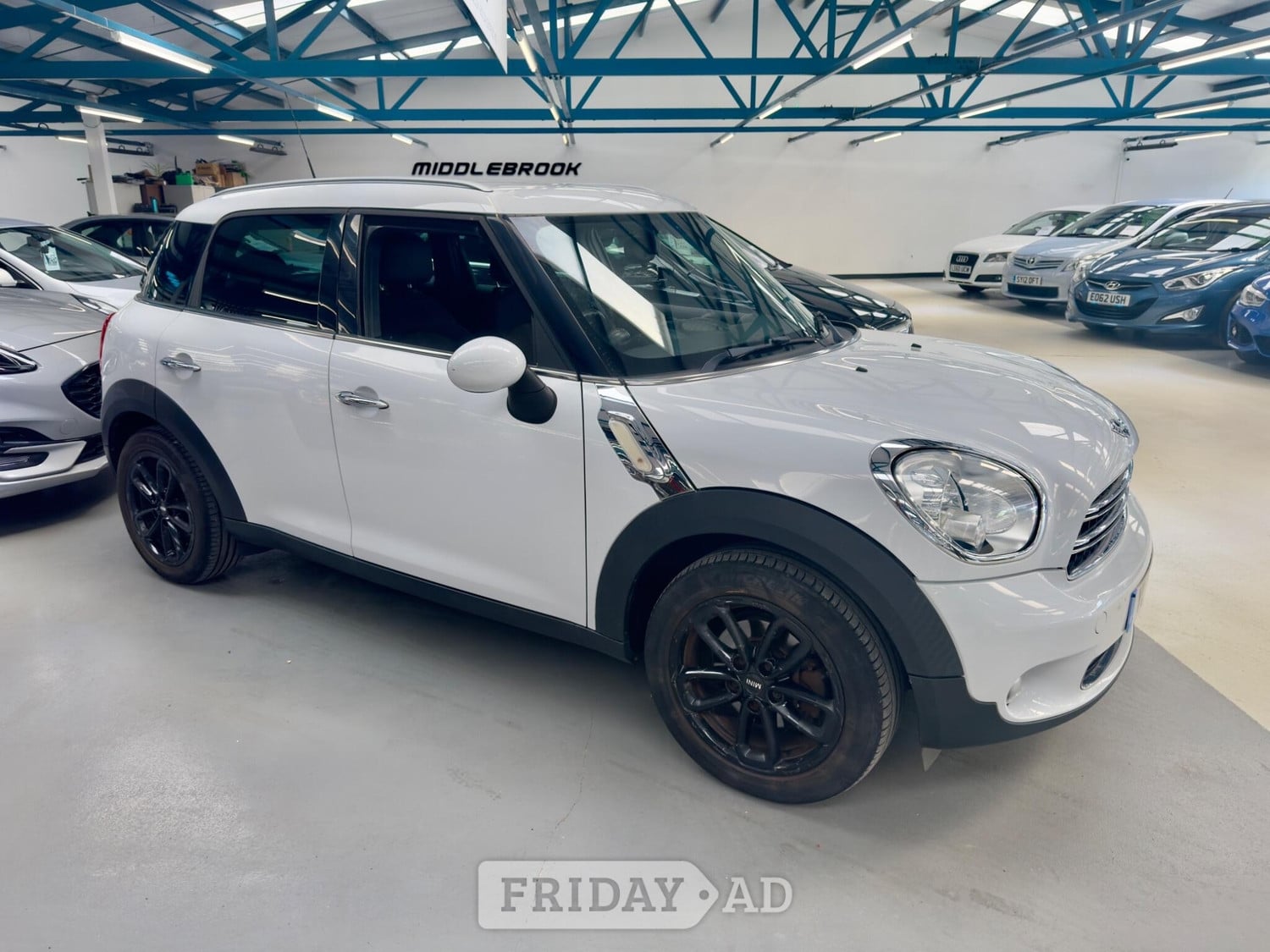 [ berth ]Mini Countryman