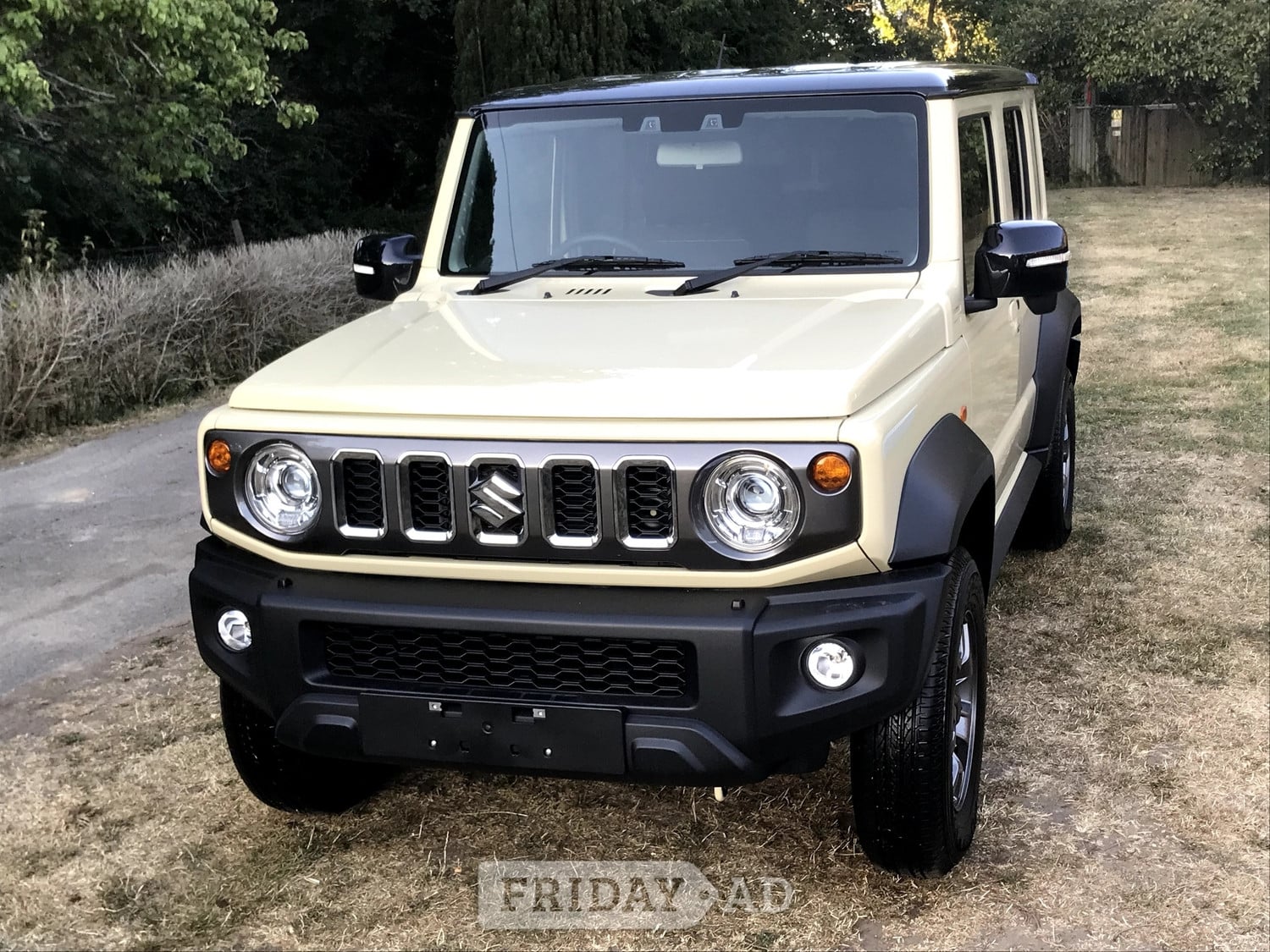 Suzuki Jimny 2025 - Cars