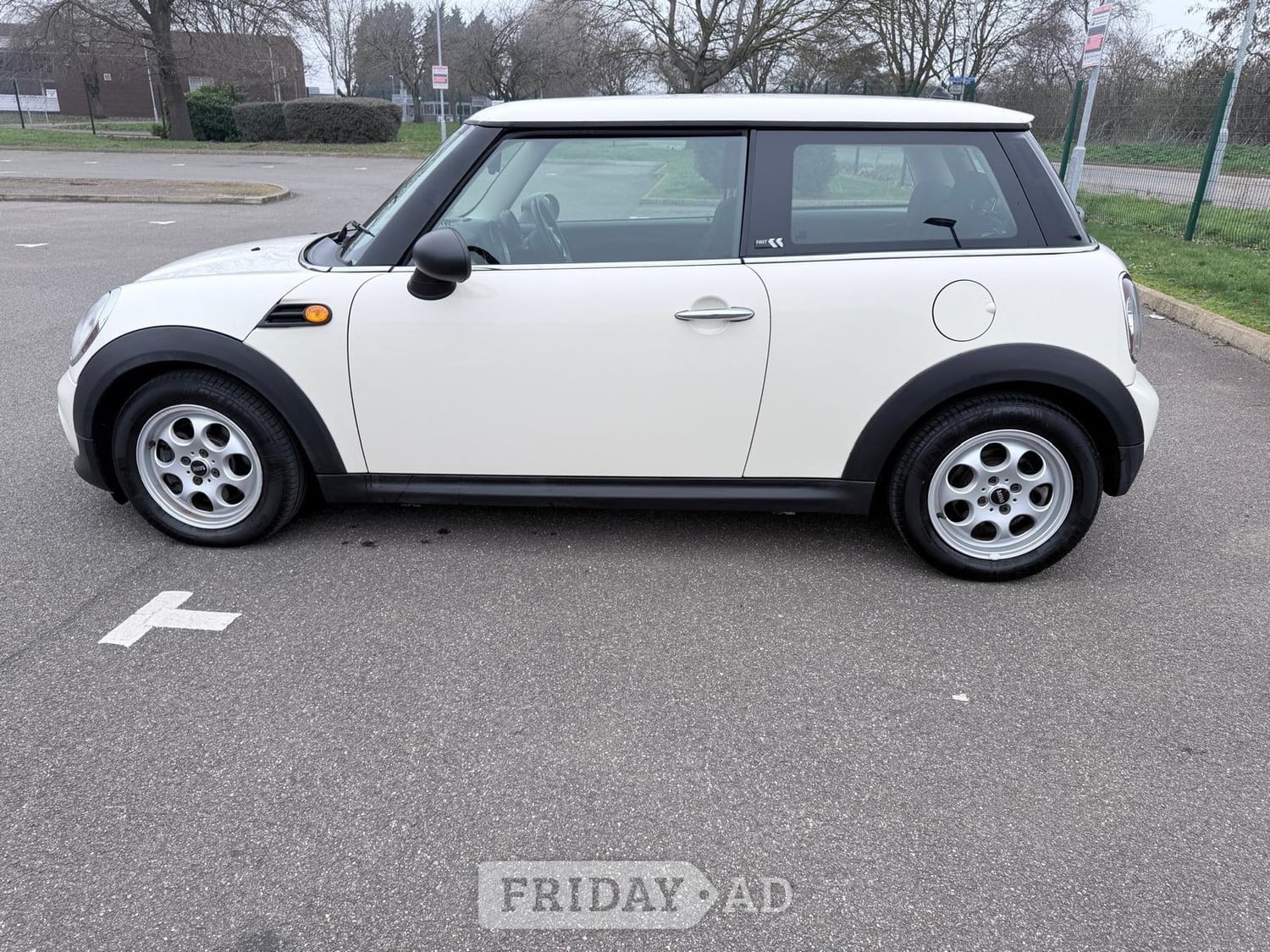Mini Hatch 2011 - Cars