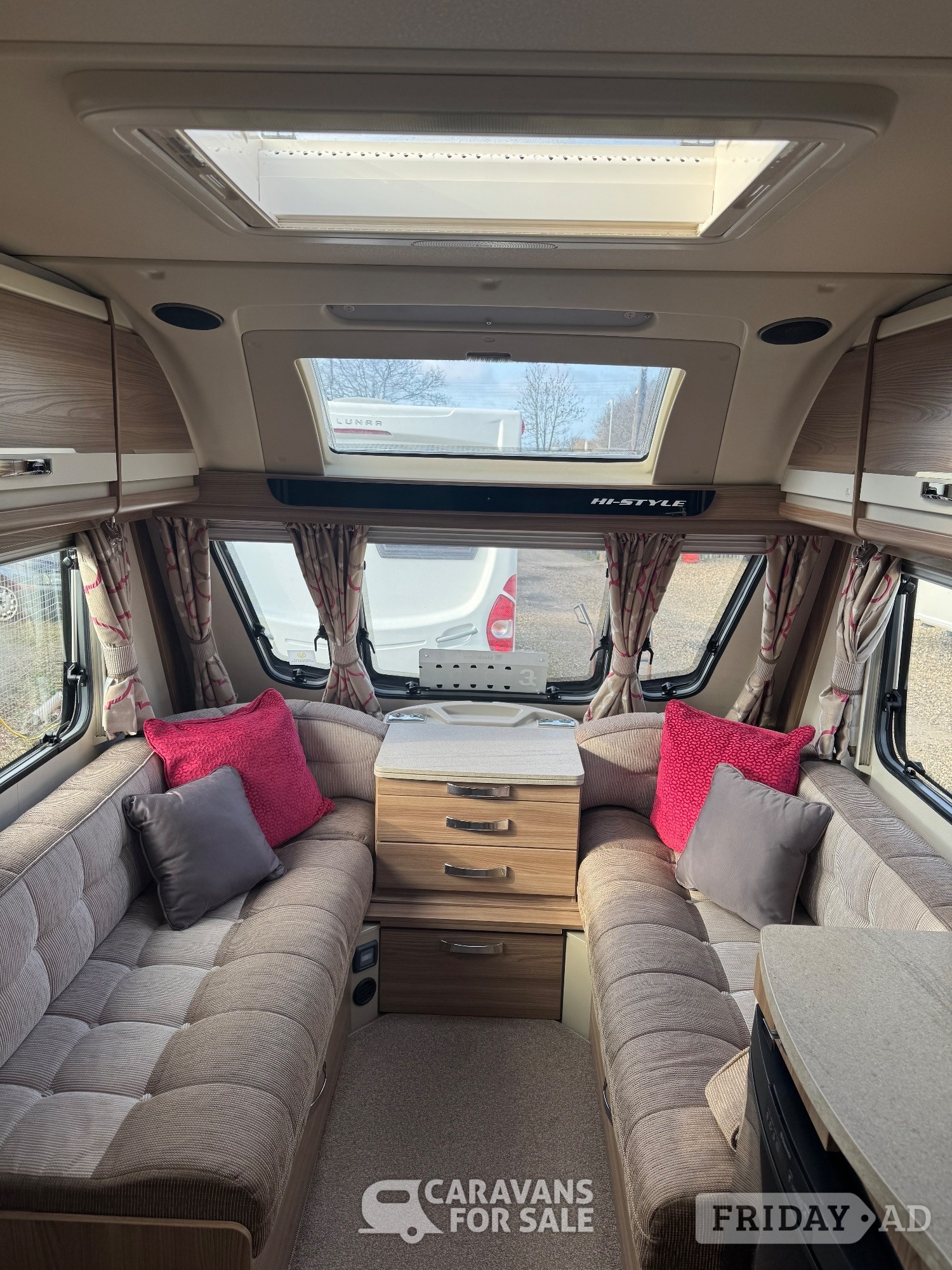 Swift Challenger Sport Hi Style 564 2015 - Motorhomes & Caravans