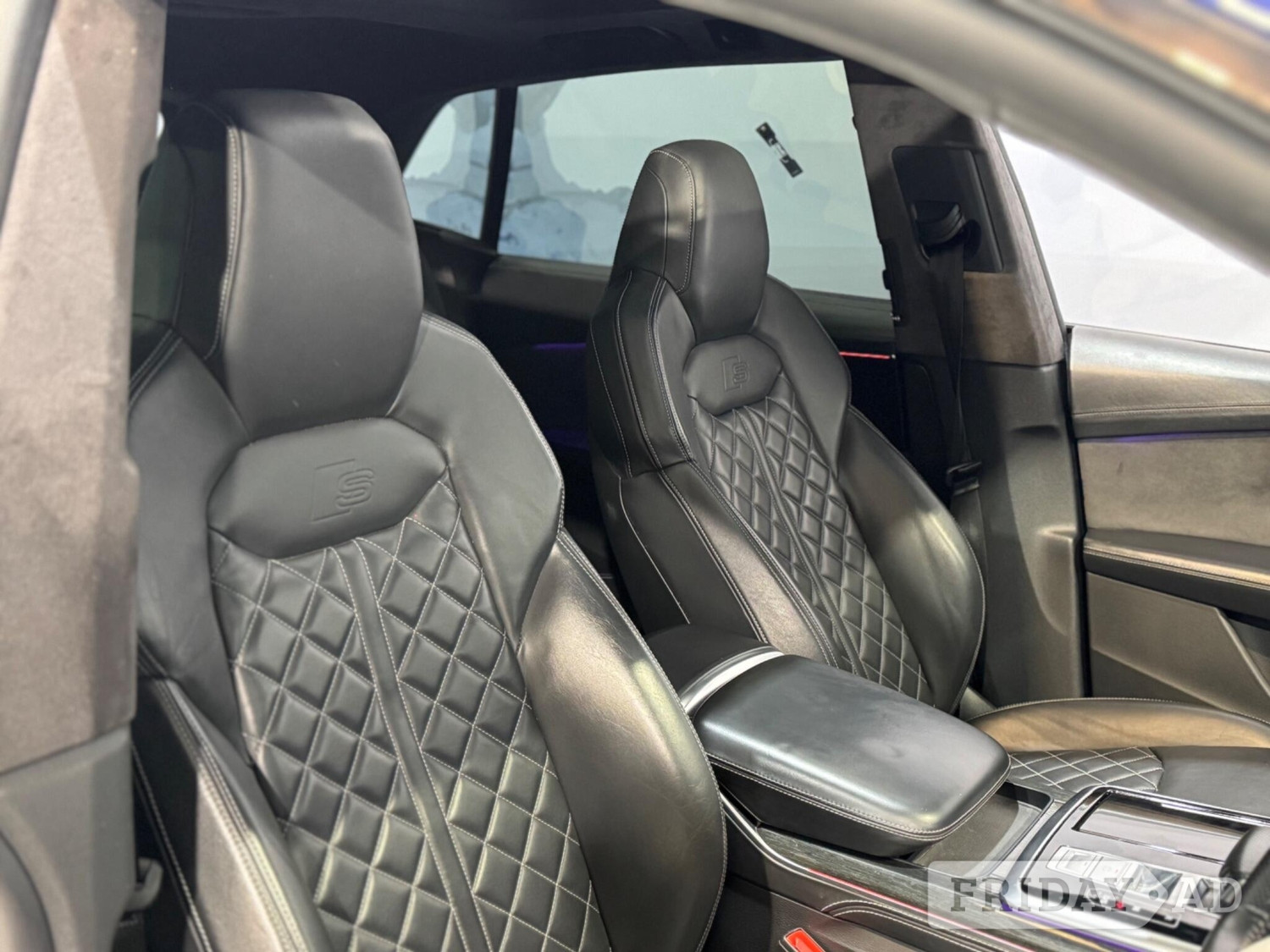 Audi Q8 2018 - Cars in Uxbridge