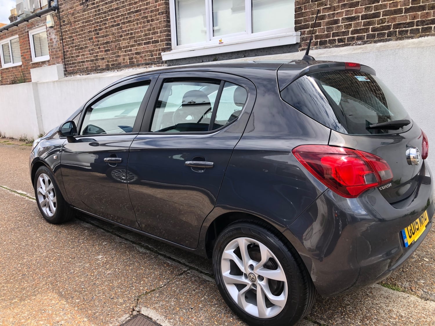 Vauxhall Corsa 2015 - Cars in Eastbourne