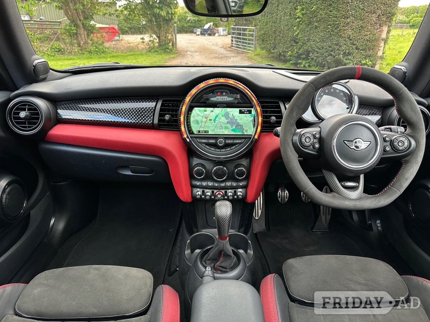 [ berth ]Mini Hatch