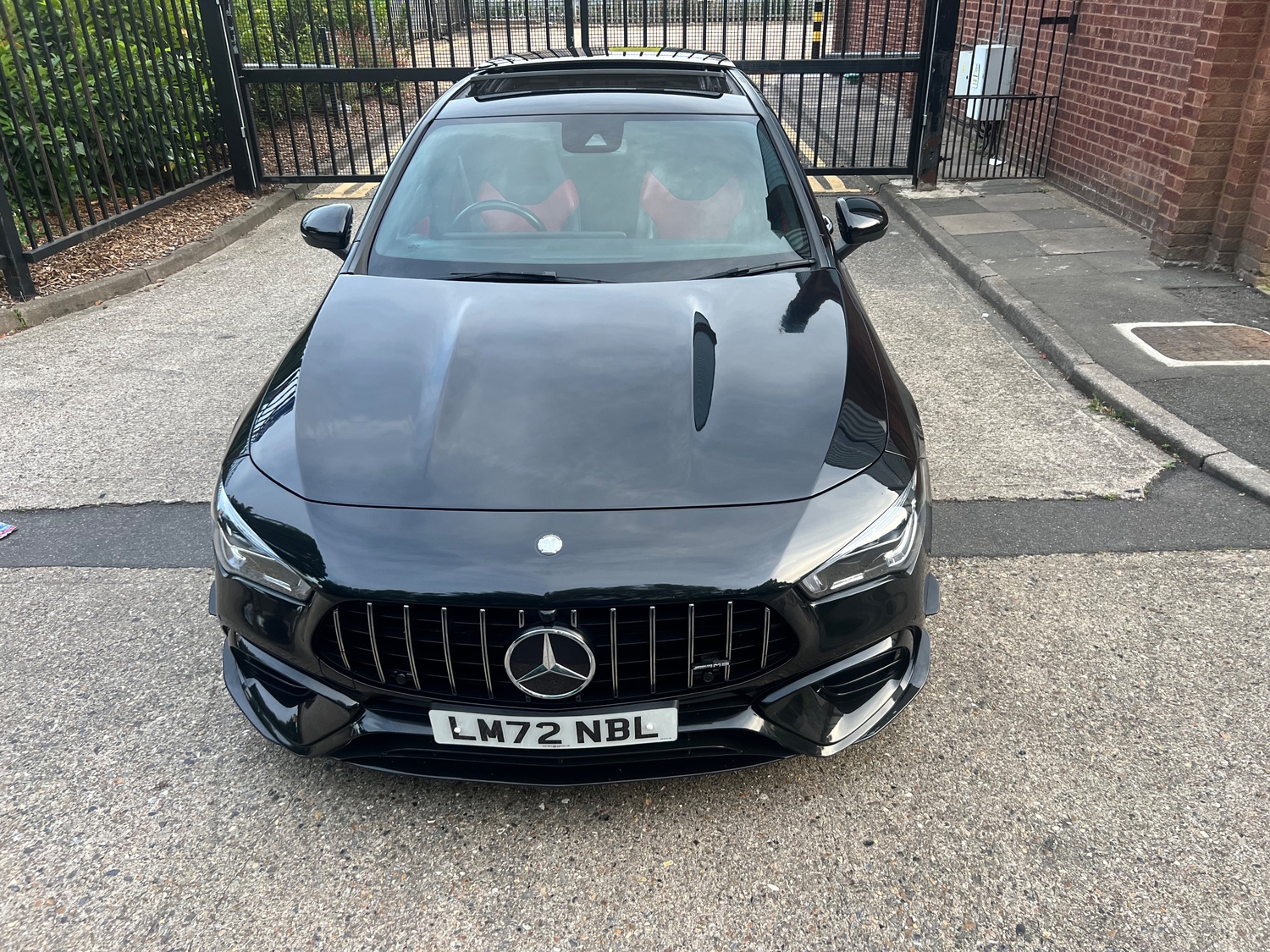 [ berth ]Mercedes-Benz CLA Class