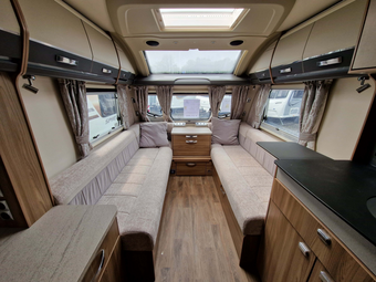 Swift Elegance 480 2021