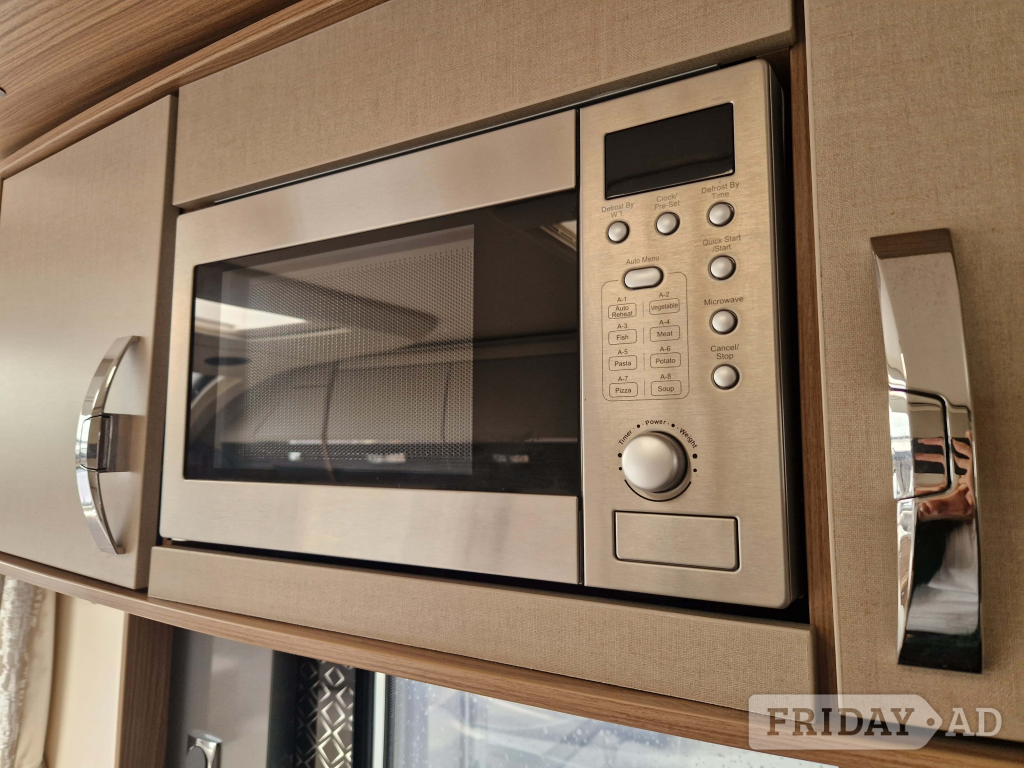 Swift Elegance 480 Highbridge