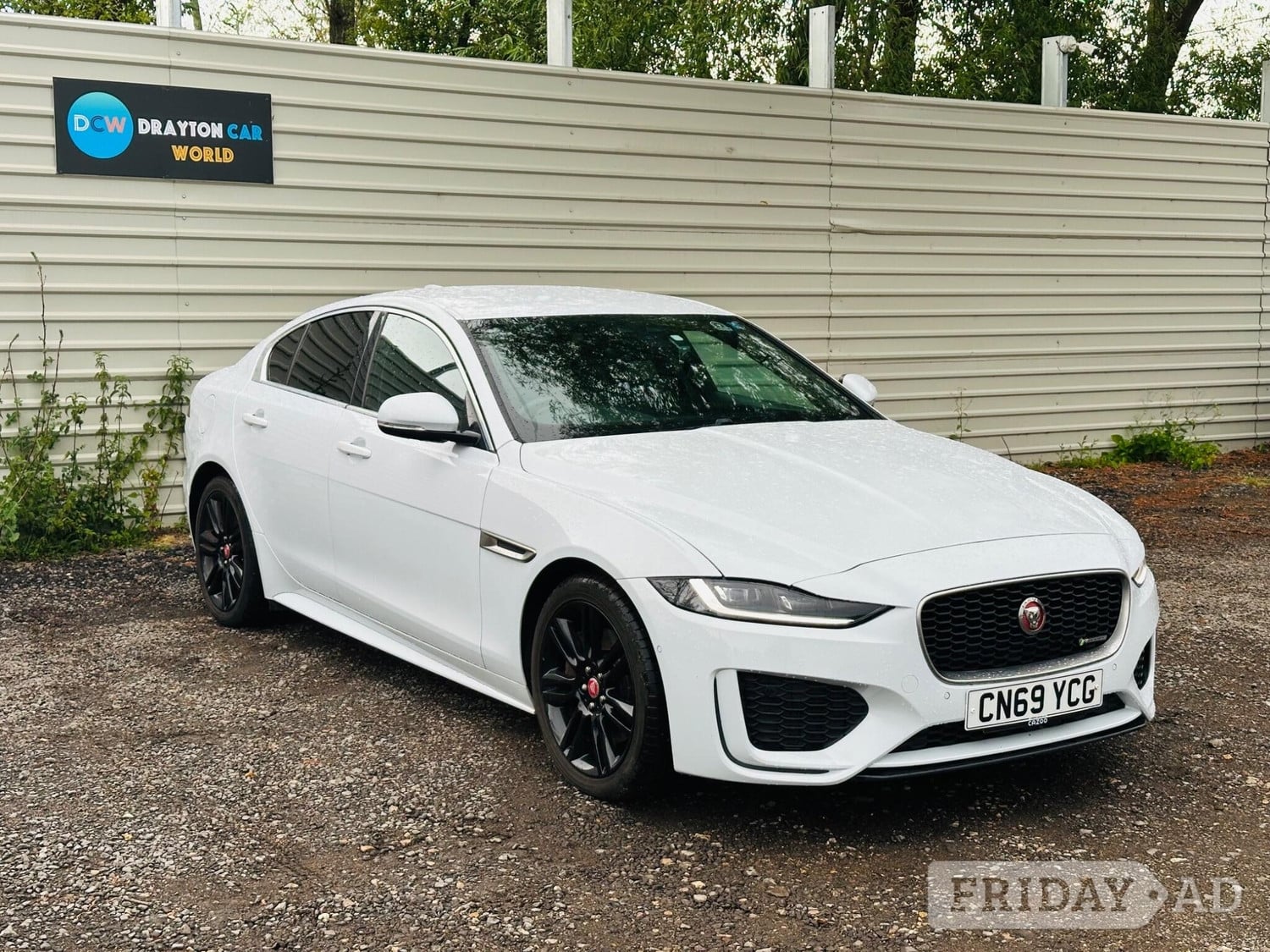 Jaguar XE 2019 - Cars in Hillingdon