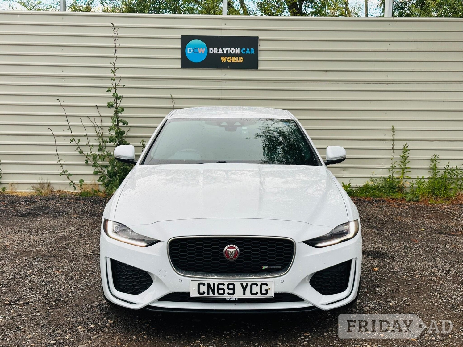 [ berth ]Jaguar XE