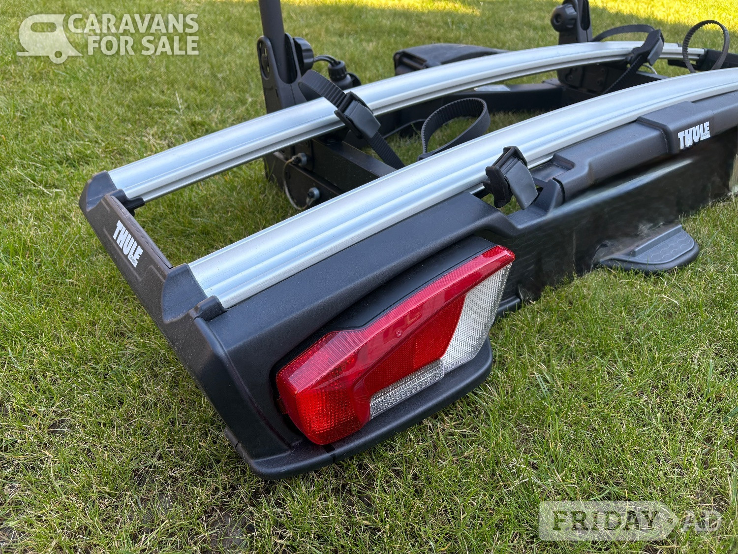 Thule bike carrier to accommodate two electric bikes, as new. -  in Dover