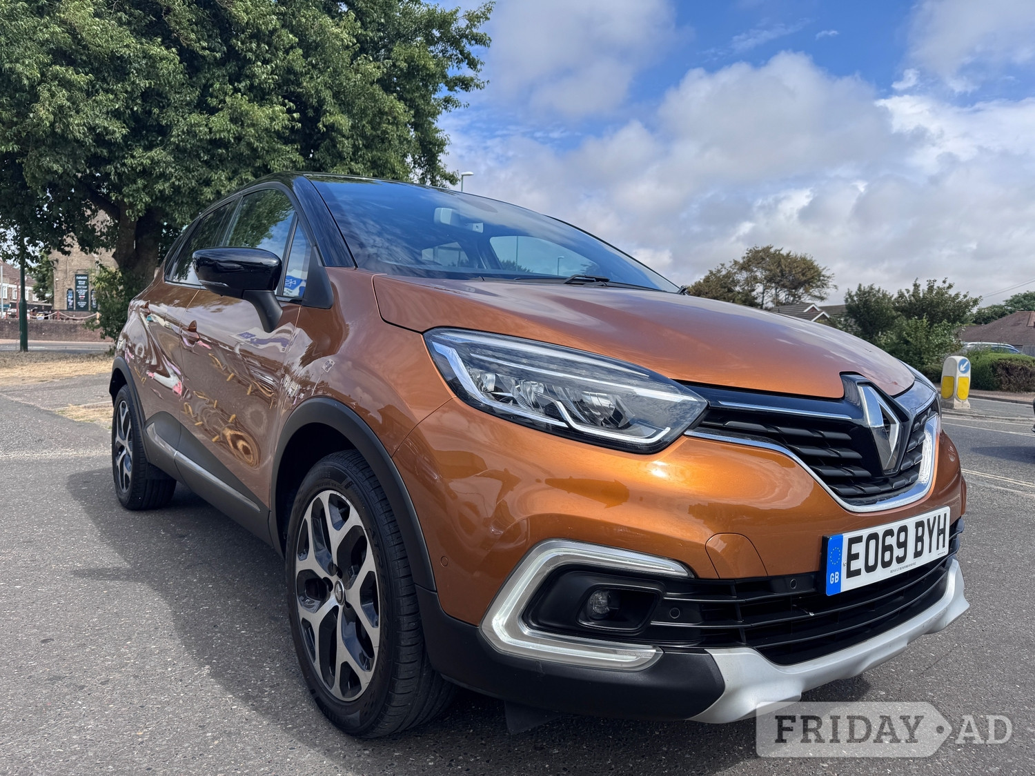Renault Captur 2019 - Cars in Lancing
