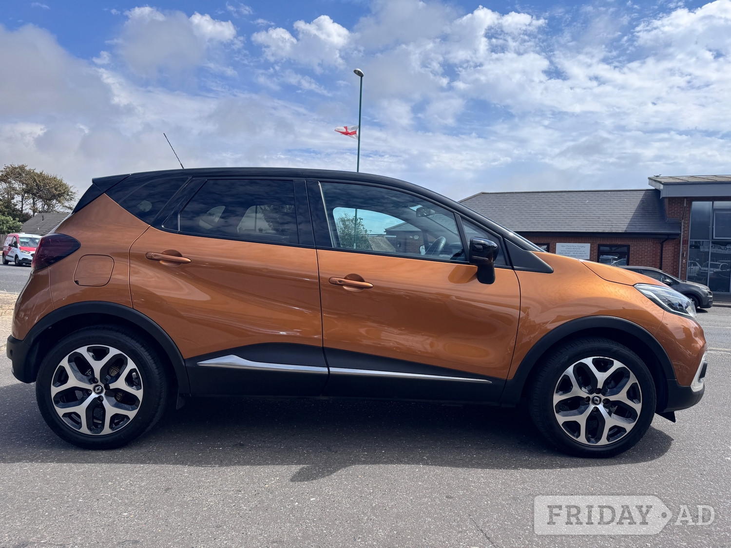 Renault Captur 2019 - Cars