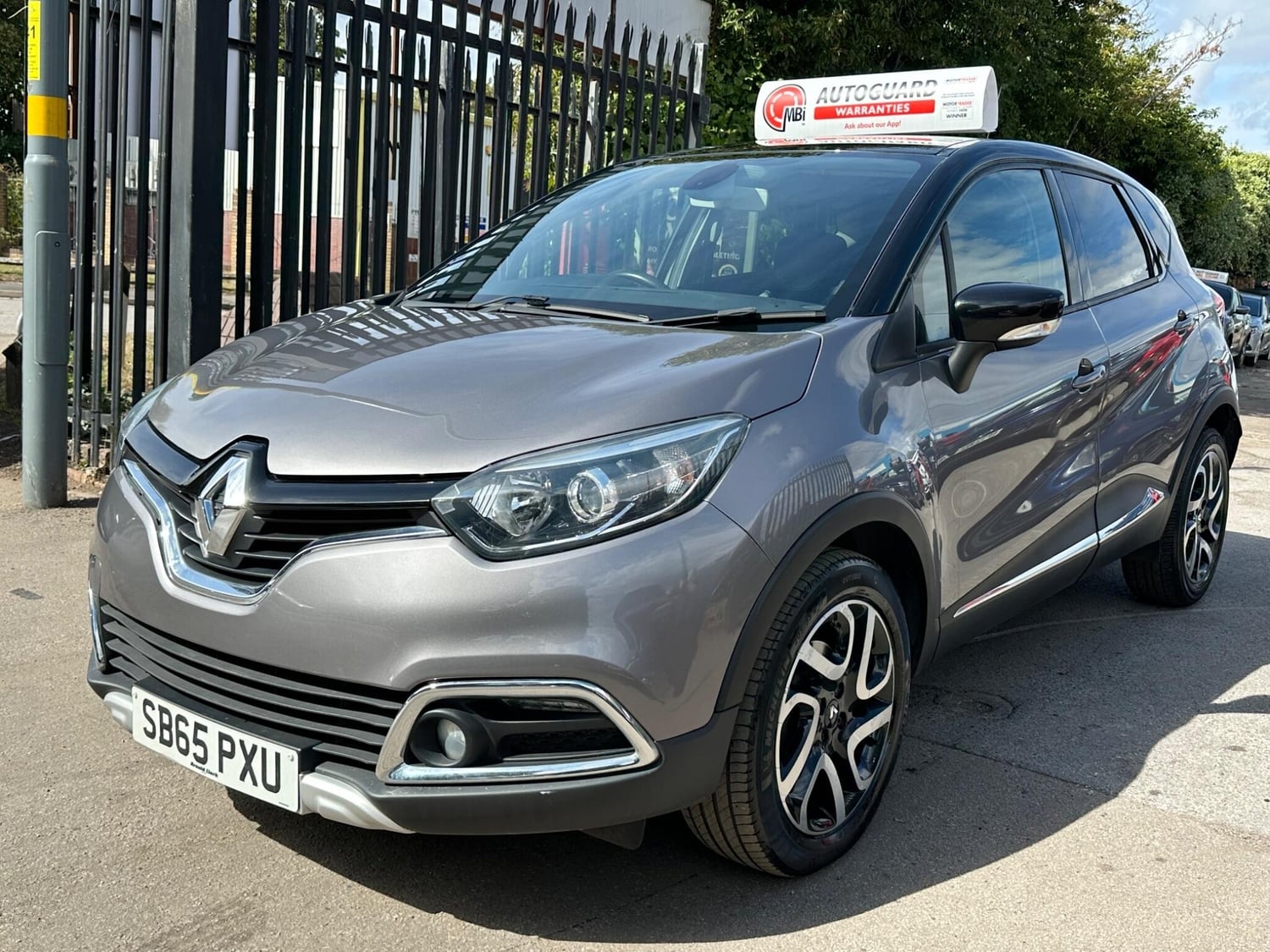 [ berth ]Renault Captur