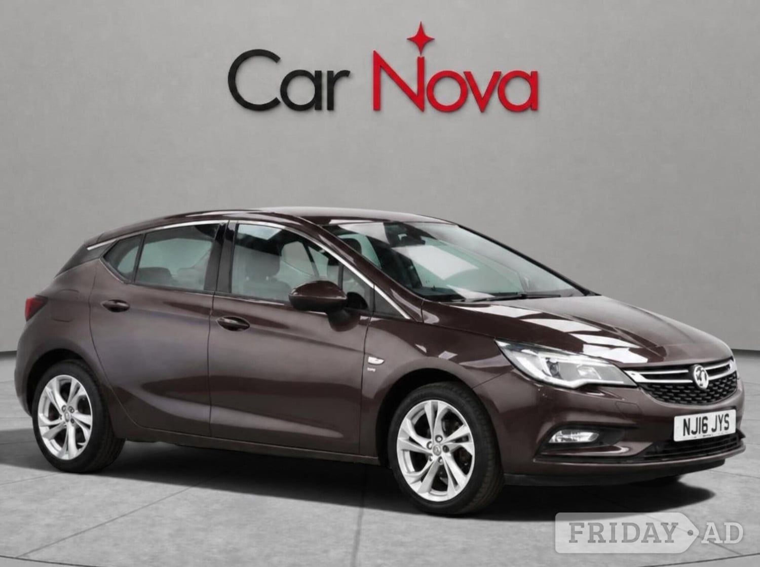 Vauxhall Astra 2016 in Staines