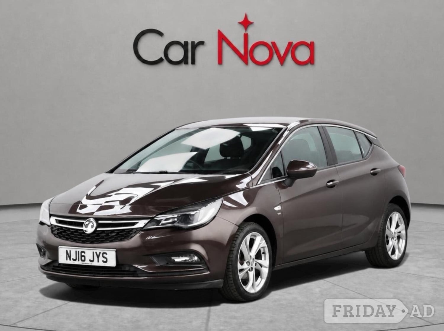 Vauxhall Astra 2016 - Cars in Staines