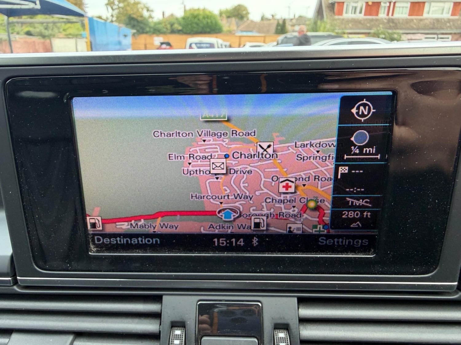 Audi A6 Avant Wantage