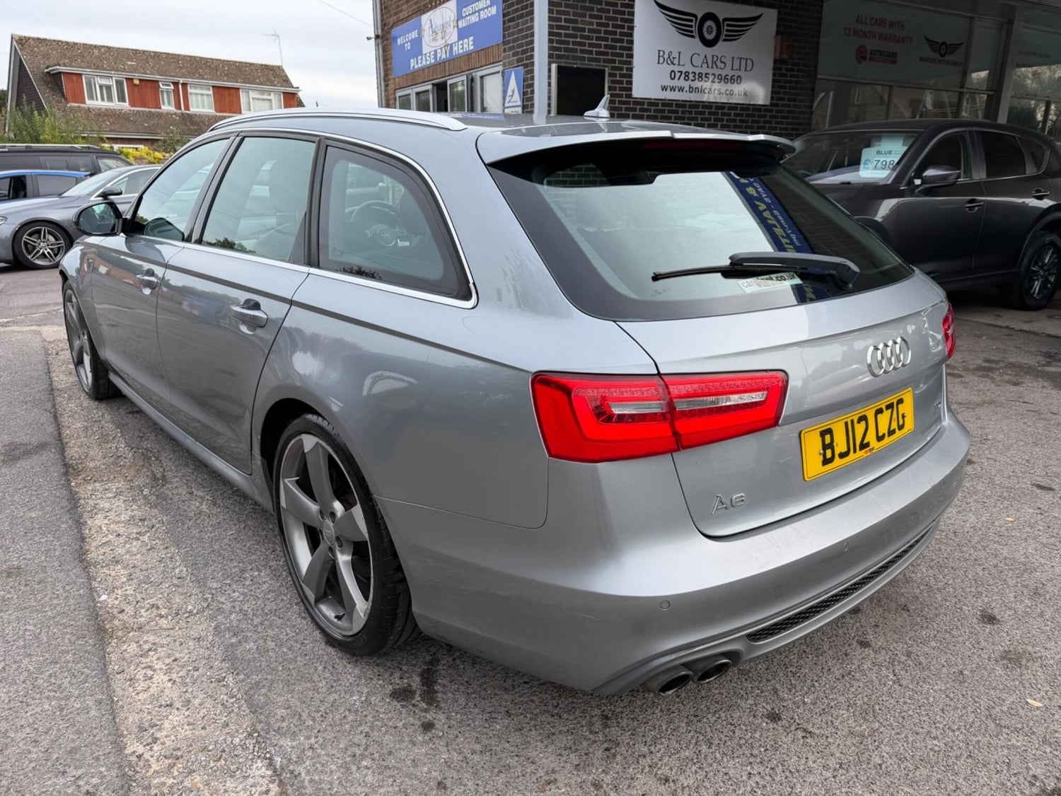 Audi A6 Avant 2012 - Cars