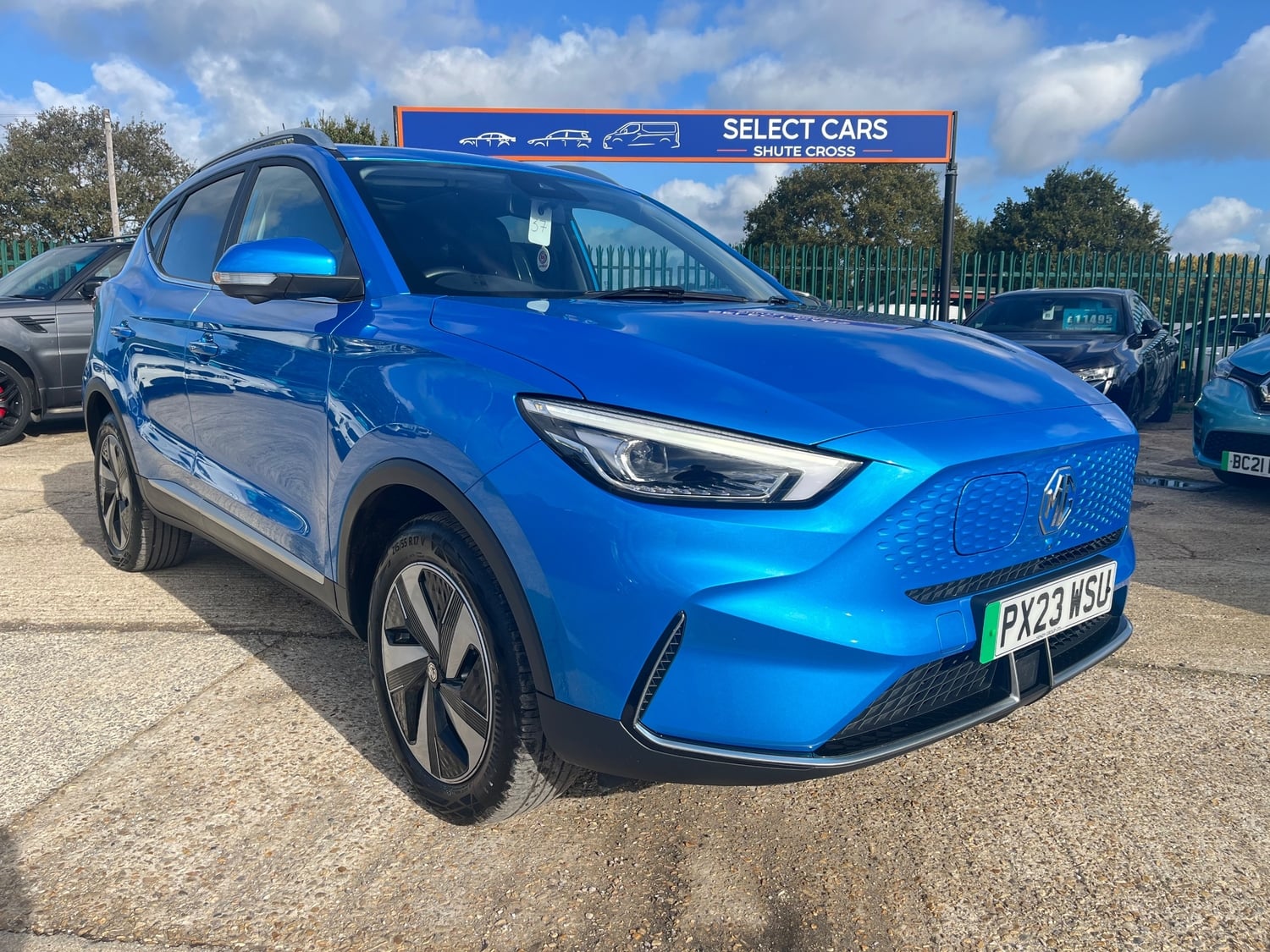 [ berth ]MG ZS