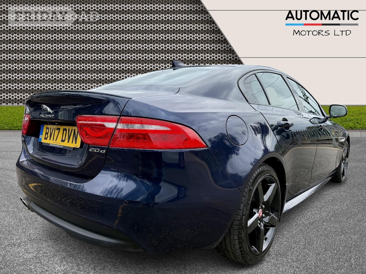 Jaguar XE 2017 - Cars