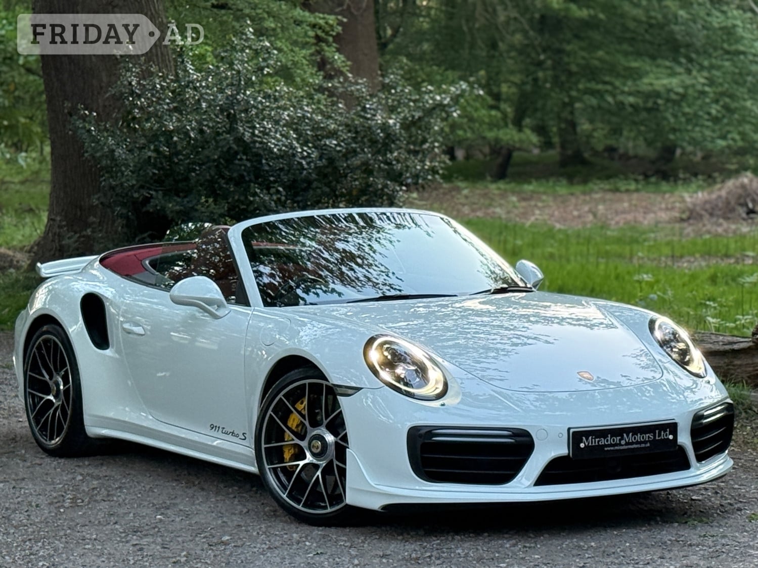 Porsche 911 2016 in Slough