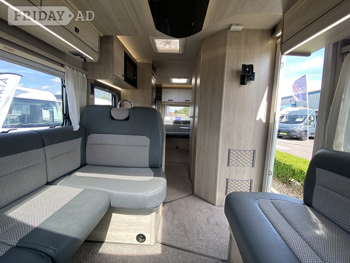 Auto-Trail F-Line F72 Newark