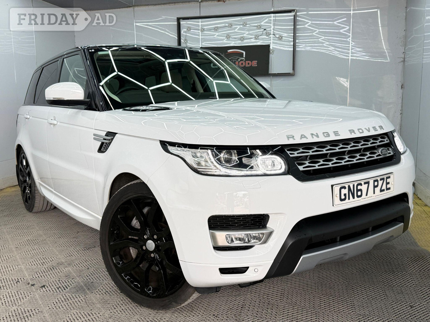 Land Rover Range Rover Sport 2017 - Cars in Hillingdon