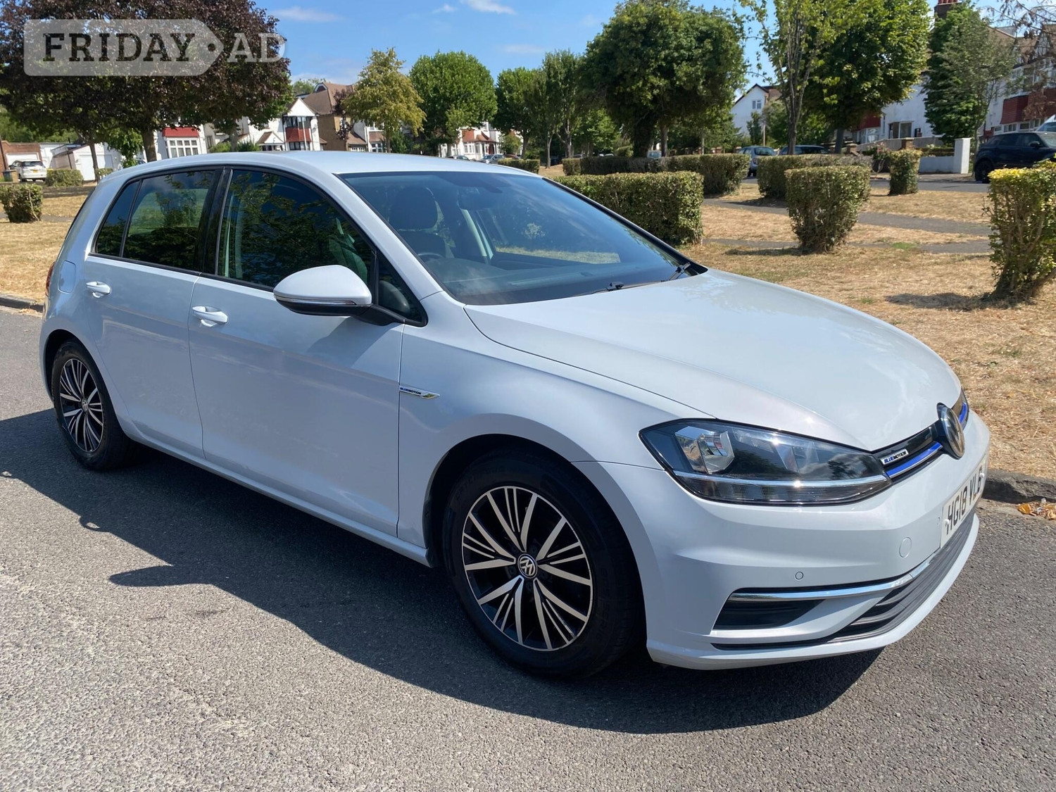 [ berth ]Volkswagen Golf
