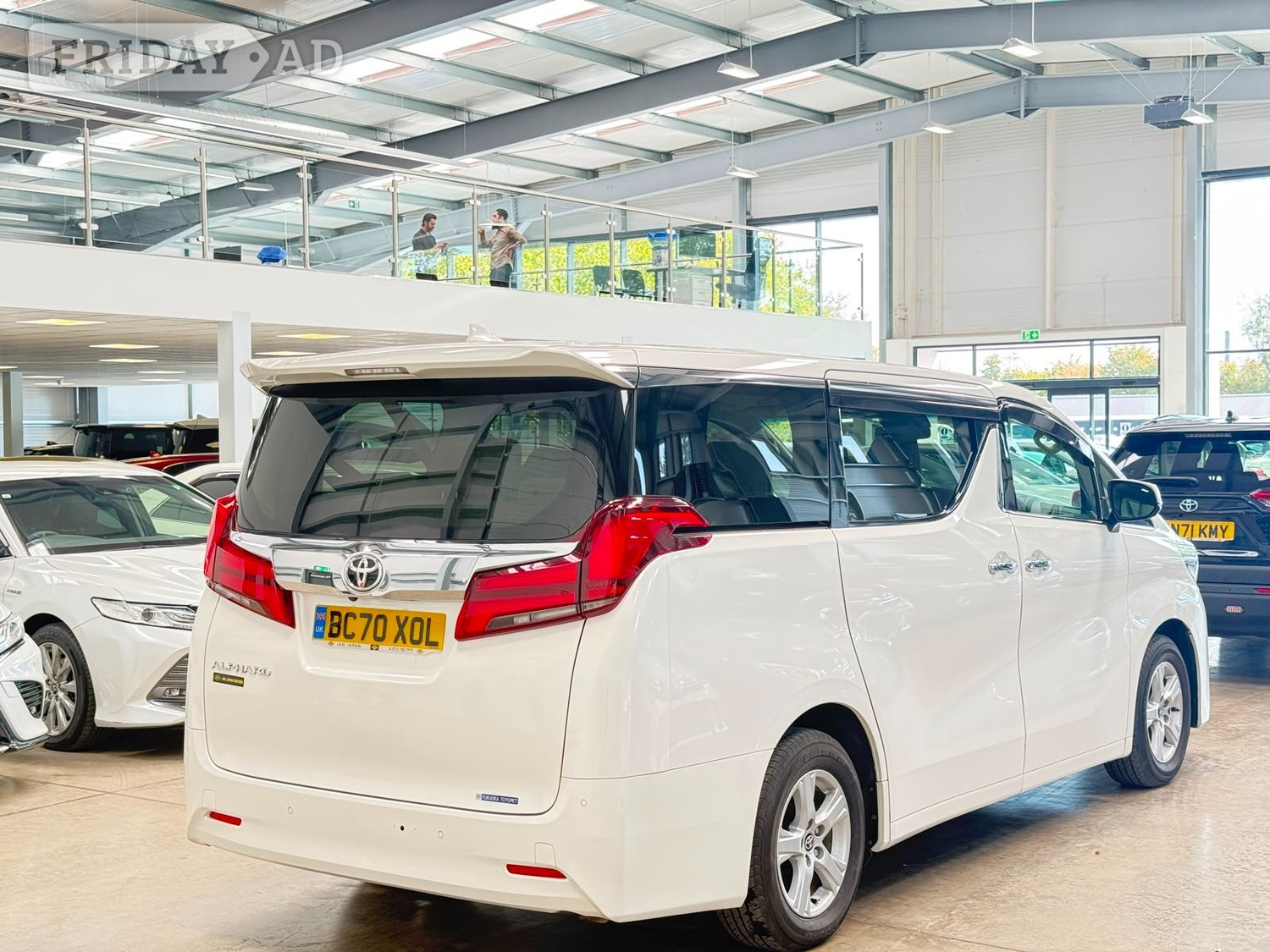 [ berth ]Toyota Alphard