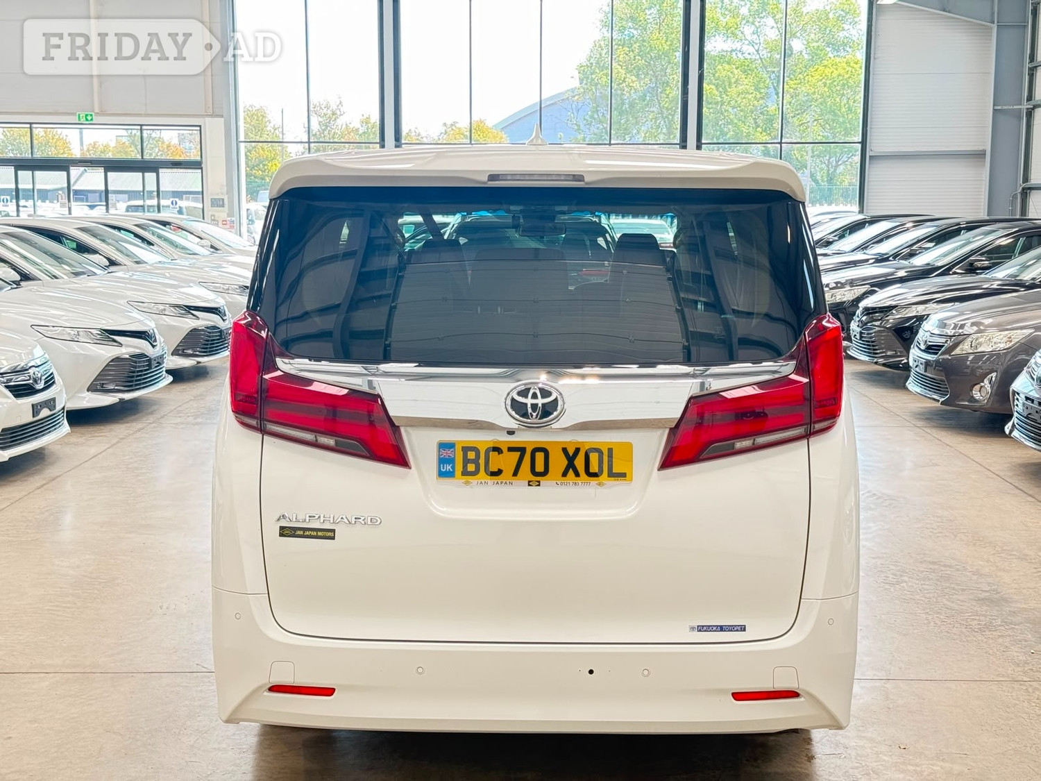 Toyota Alphard 2020 - Cars in Reading