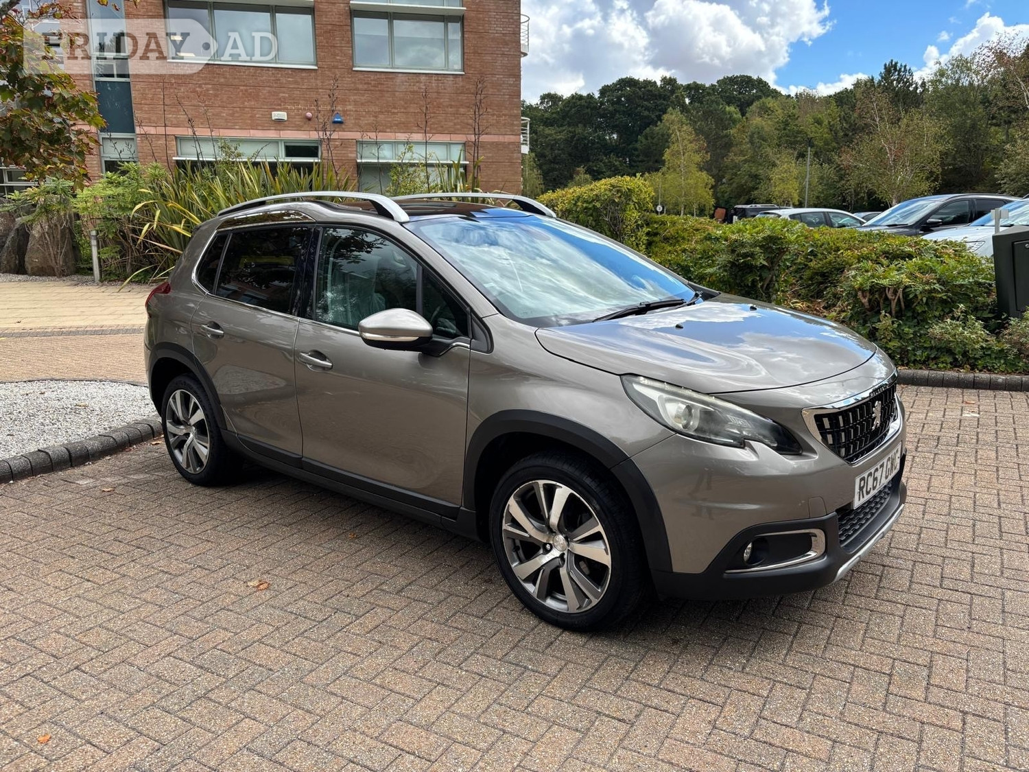 Peugeot 2008 2017 - Cars