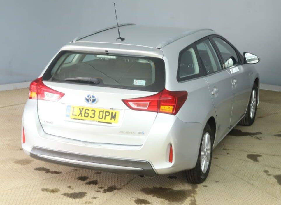 Toyota Auris Hillingdon