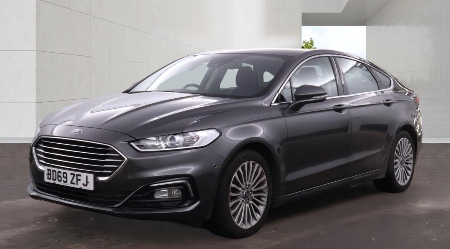 [ berth ]Ford Mondeo