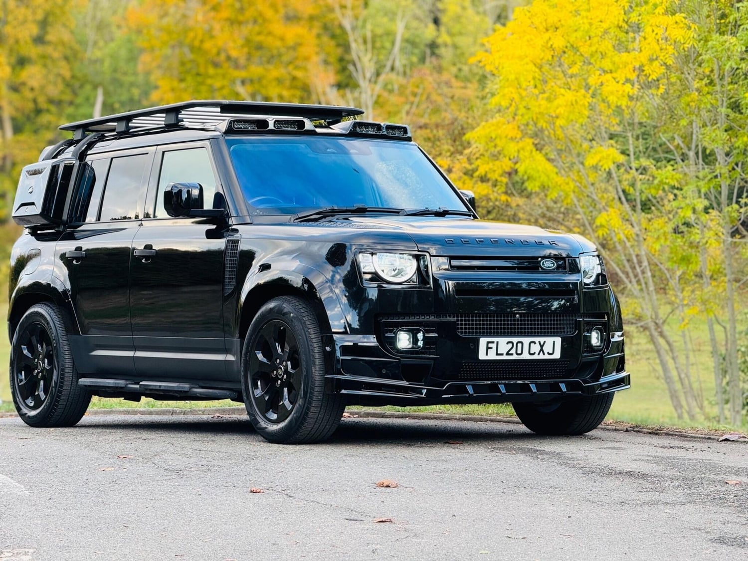 [ berth ]Land Rover Defender 110