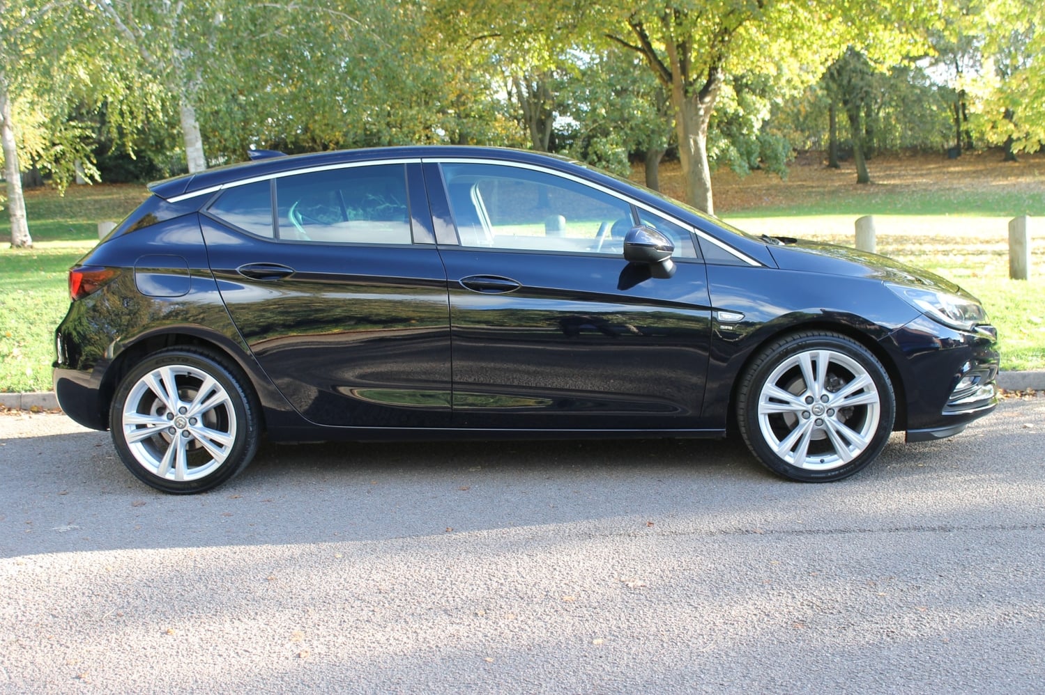 Vauxhall Astra 2018 - Cars