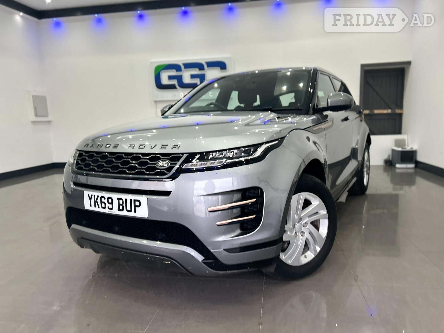 Land Rover Range Rover Evoque 2019 in Stockport
