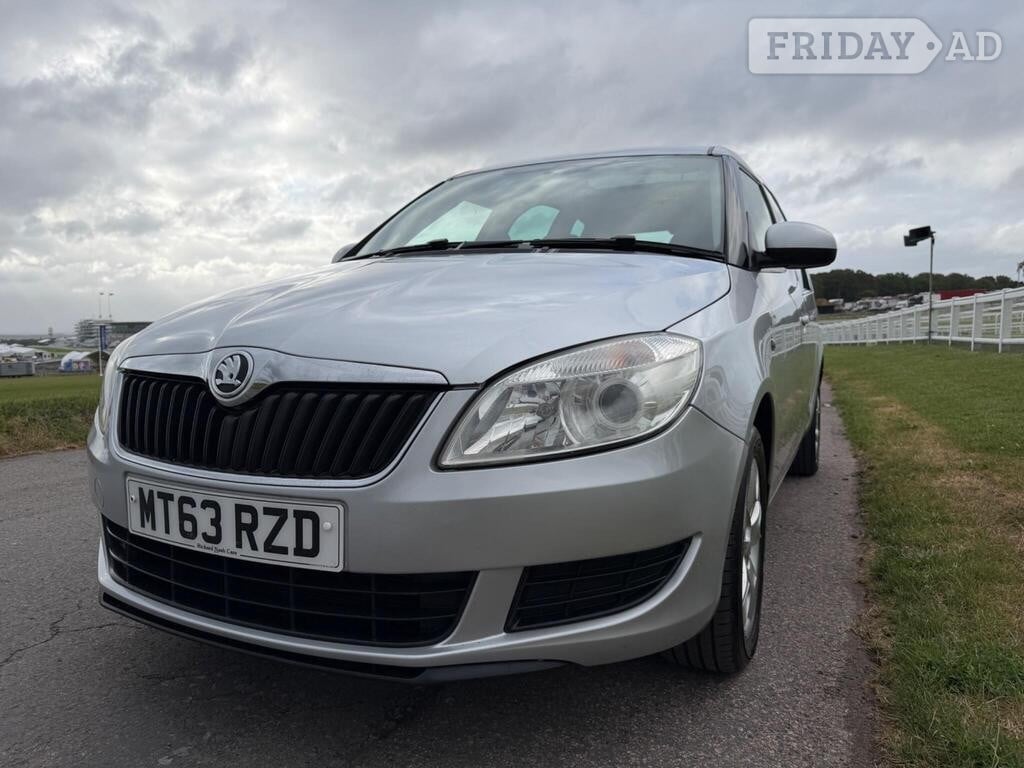 Skoda Roomster 2013 in Epsom