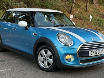Mini Hatch 2016