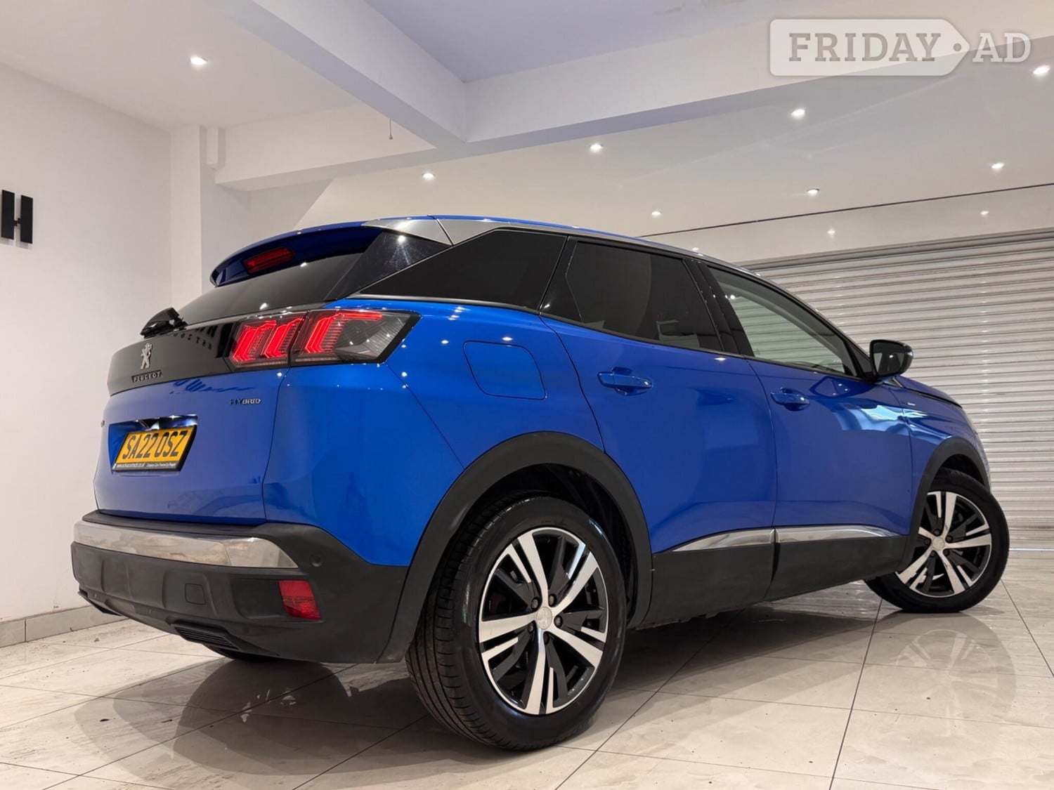 [ berth ]Peugeot 3008