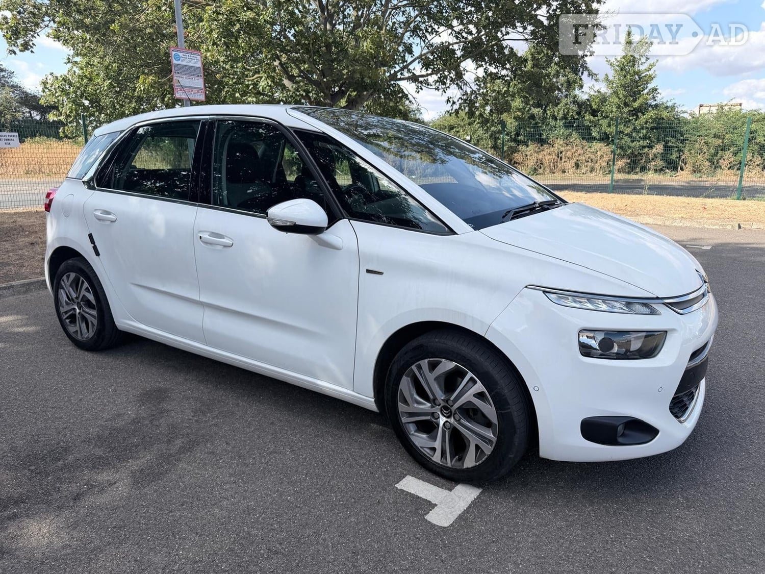 Citroen C4 Picasso 2015 - Cars in Peterborough