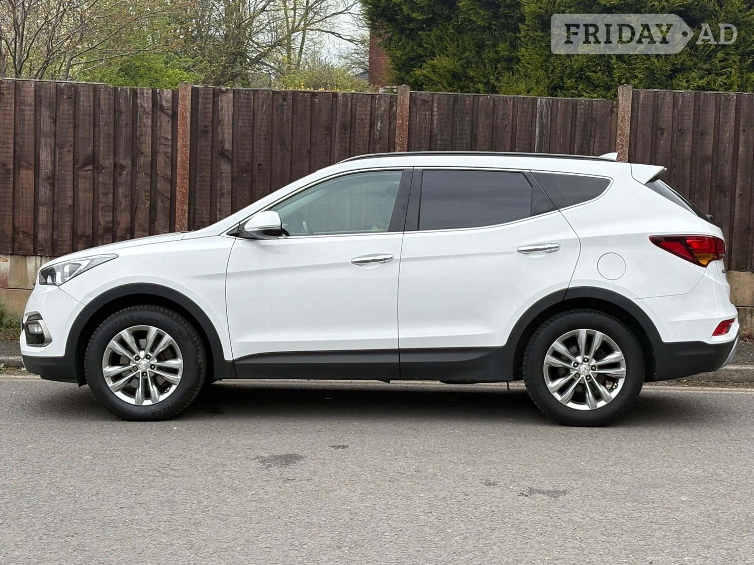 Hyundai Santa Fe 2017 - Cars